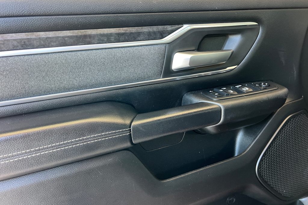 Thumbnail: 2019 RAM 1500 - 19