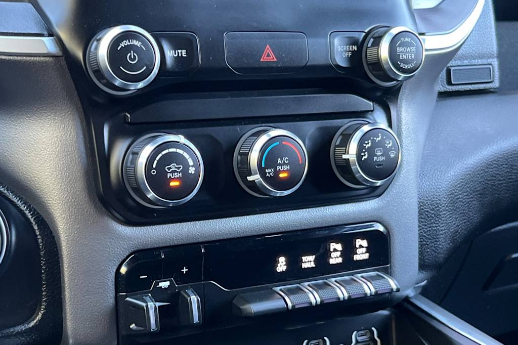 Thumbnail: 2019 RAM 1500 - 26