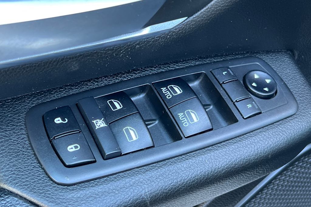 Thumbnail: 2019 RAM 1500 - 21