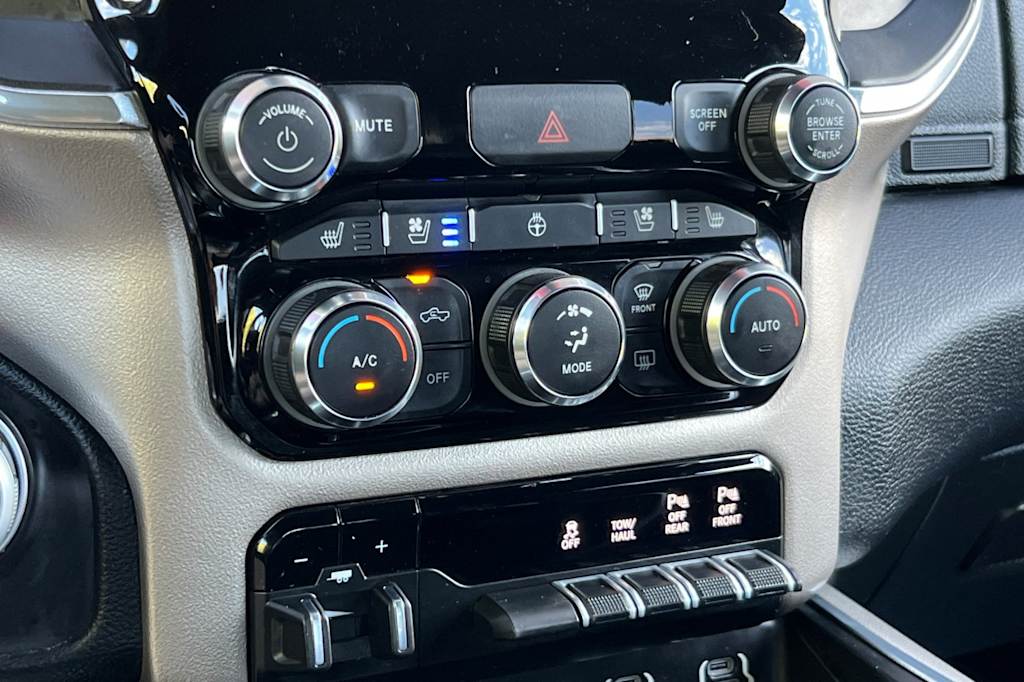 Thumbnail: 2019 RAM 1500 - 25