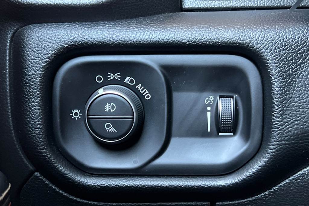 Thumbnail: 2021 RAM 1500 - 30