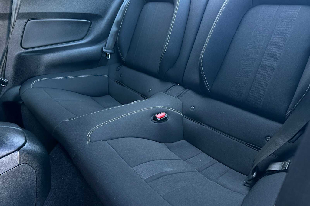 2021 Ford Mustang  10