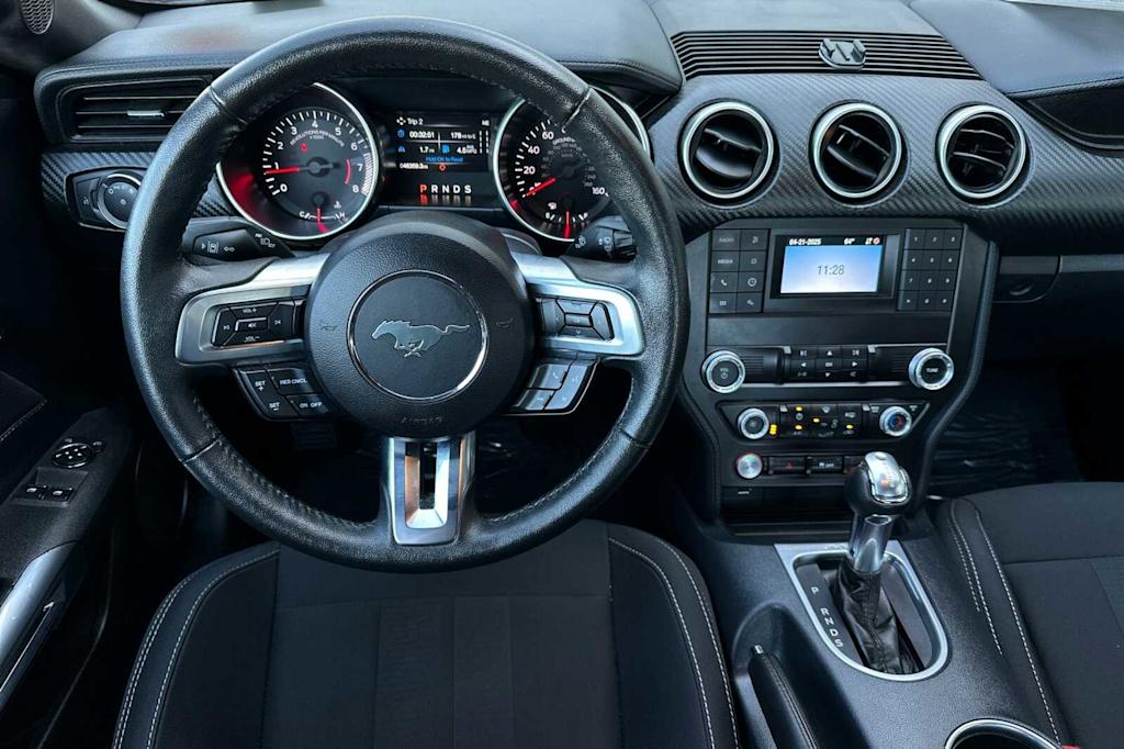2021 Ford Mustang  11