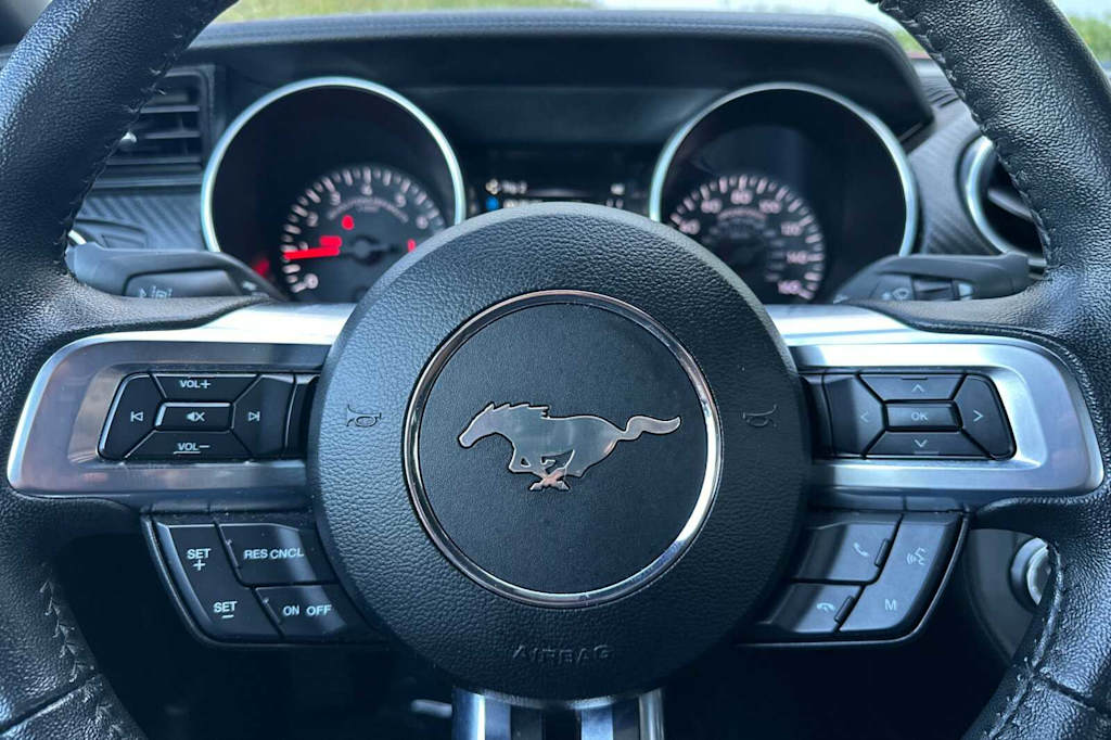 2021 Ford Mustang  27