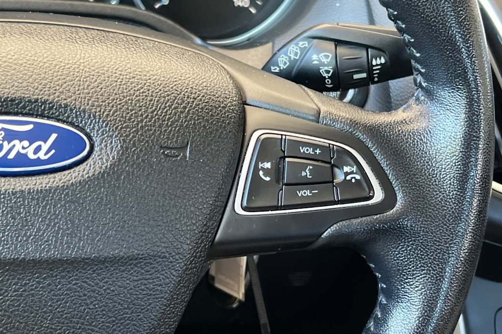 Thumbnail: 2016 Ford Focus - 28