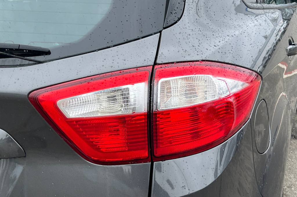 Thumbnail: 2015 Ford C-Max - 18