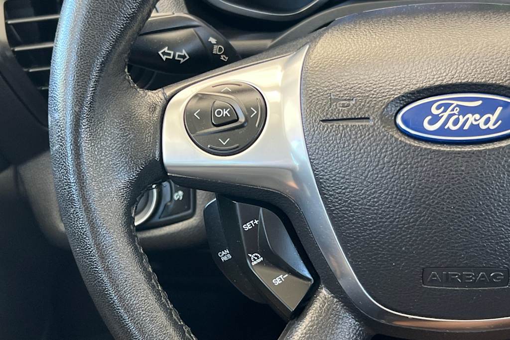 Thumbnail: 2015 Ford C-Max - 28