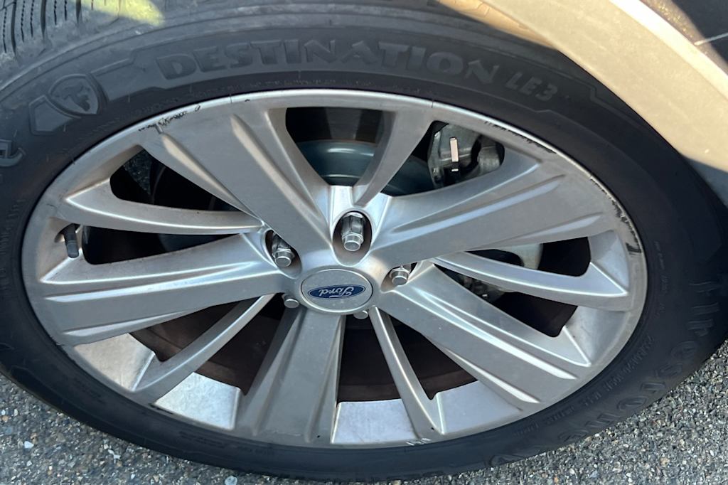 Thumbnail: 2019 Ford Explorer - 17