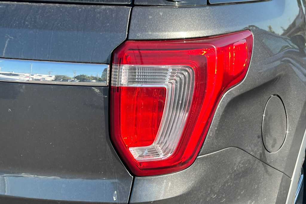 Thumbnail: 2019 Ford Explorer - 18