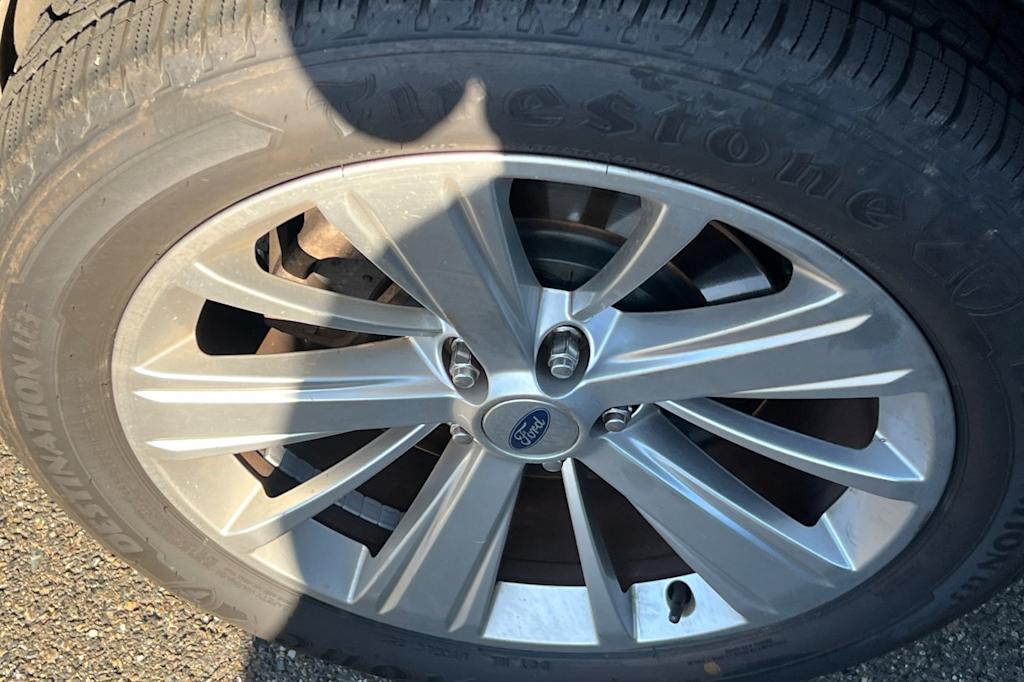 Thumbnail: 2019 Ford Explorer - 9