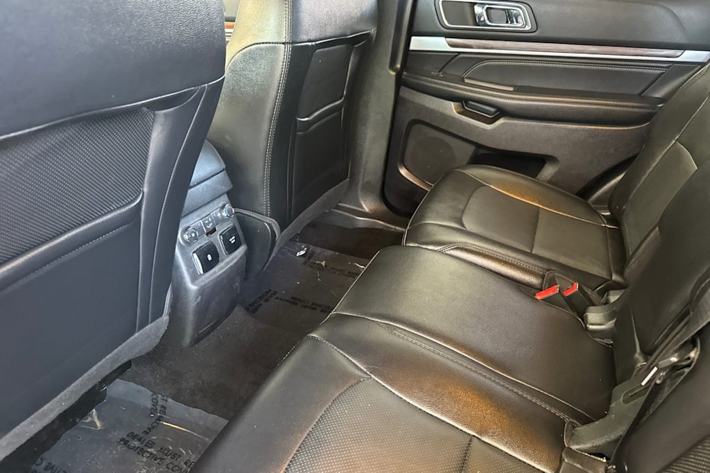 Thumbnail: 2019 Ford Explorer - 10