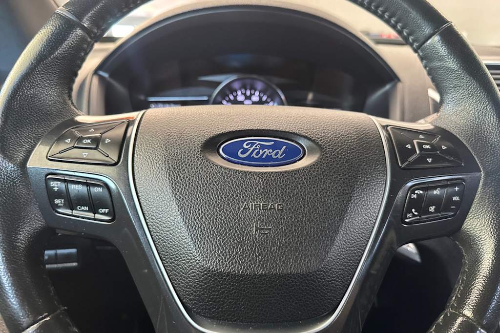 Thumbnail: 2019 Ford Explorer - 29
