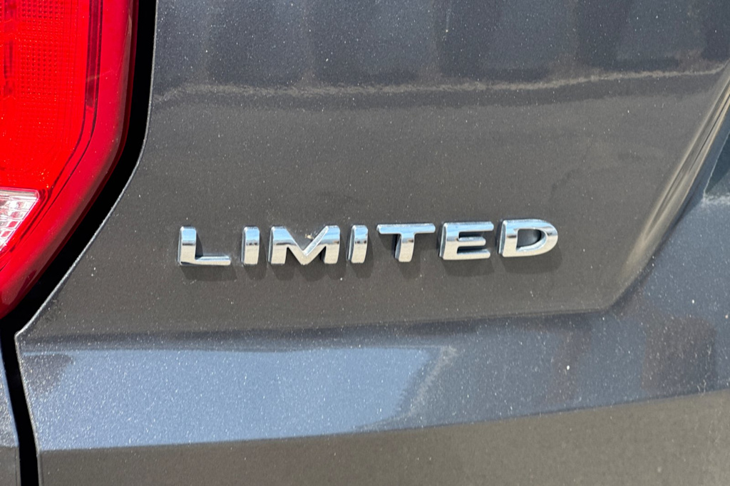 Thumbnail: 2019 Ford Explorer - 7