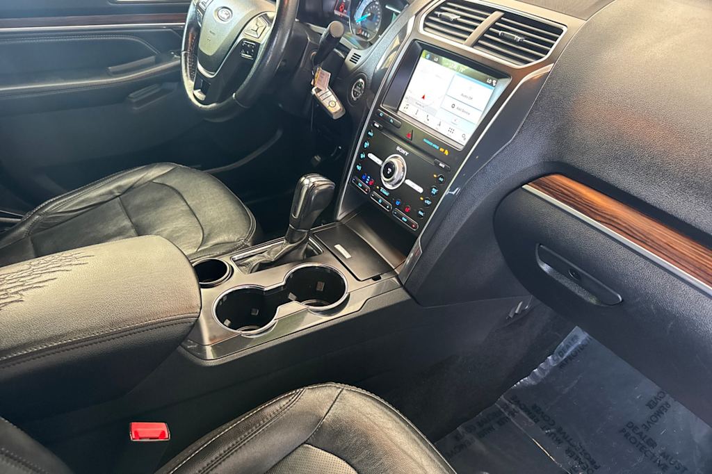 Thumbnail: 2019 Ford Explorer - 12