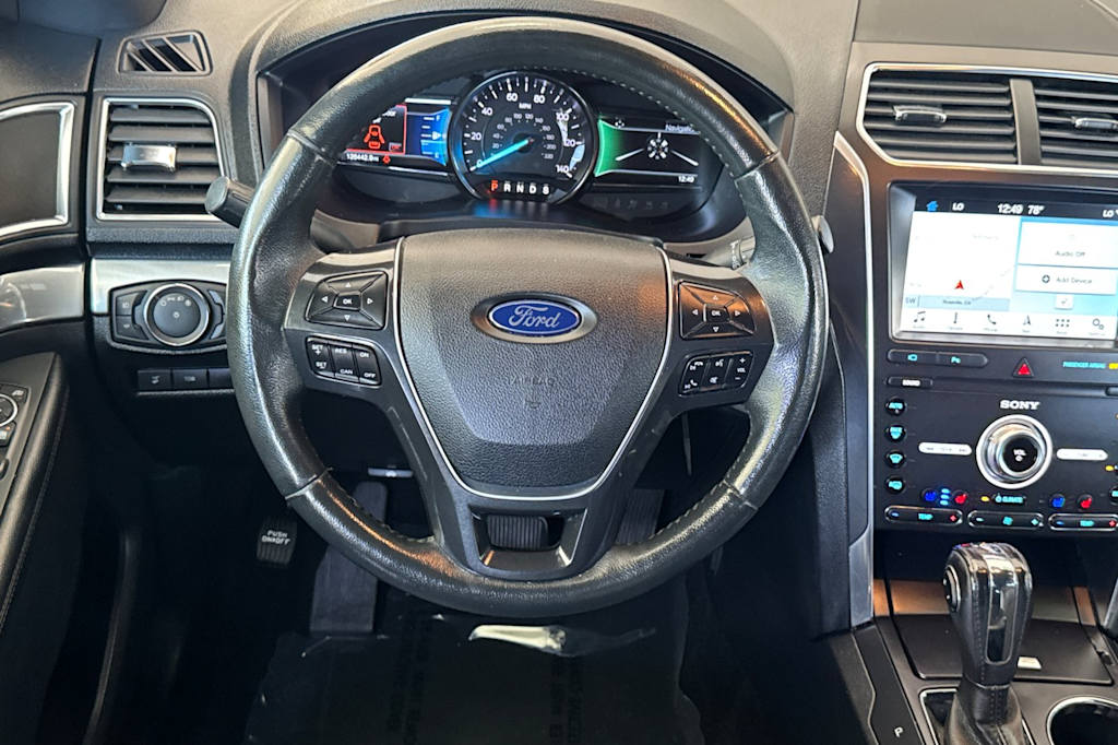 Thumbnail: 2019 Ford Explorer - 11