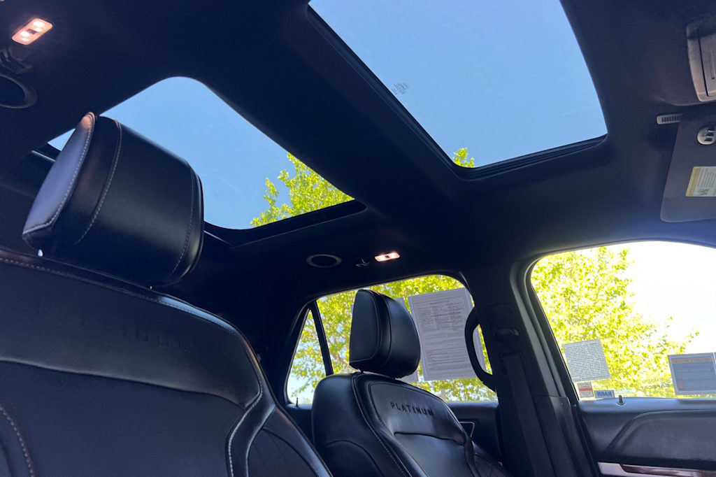 Thumbnail: 2018 Ford Explorer - 24