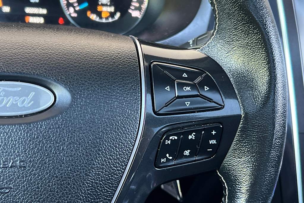 Thumbnail: 2018 Ford Explorer - 31