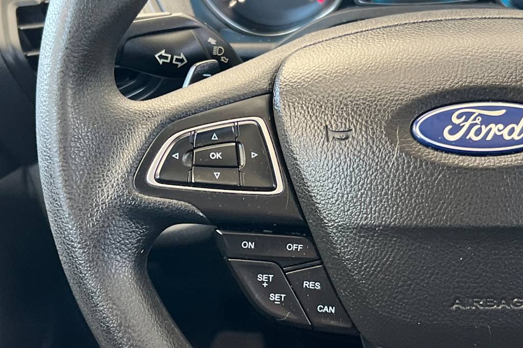 Thumbnail: 2017 Ford Escape - 28