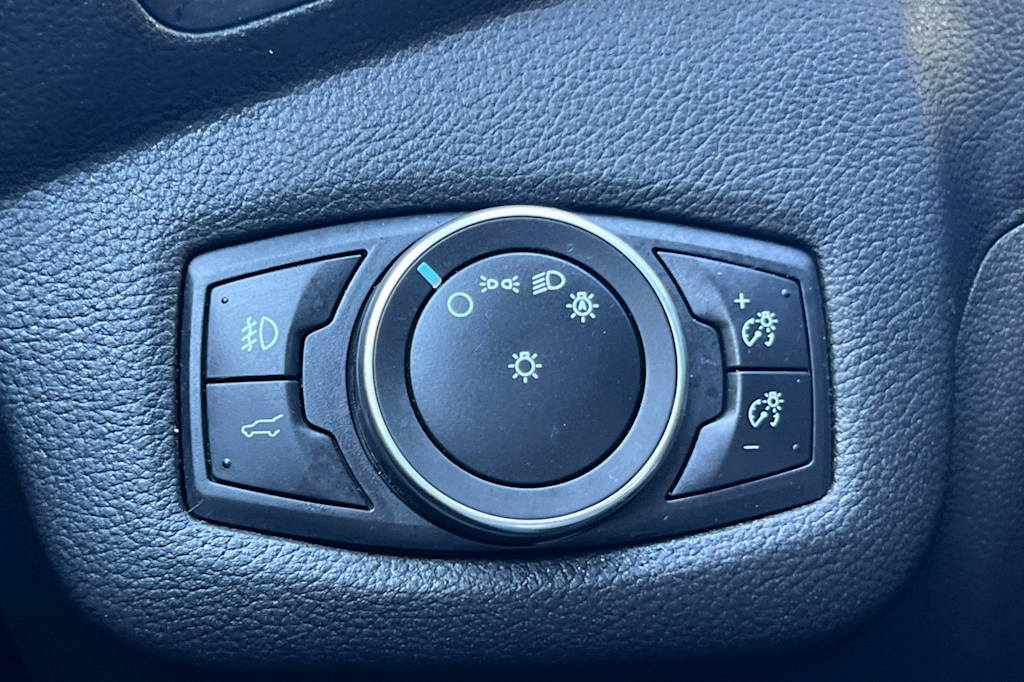 Thumbnail: 2019 Ford Escape - 32