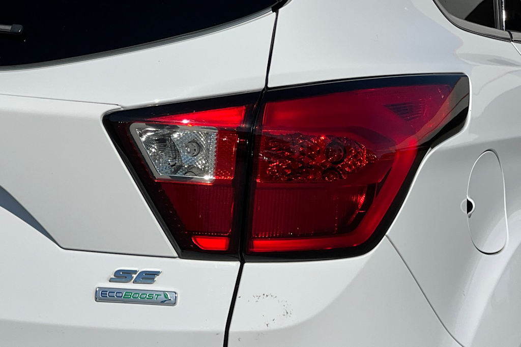 Thumbnail: 2019 Ford Escape - 33