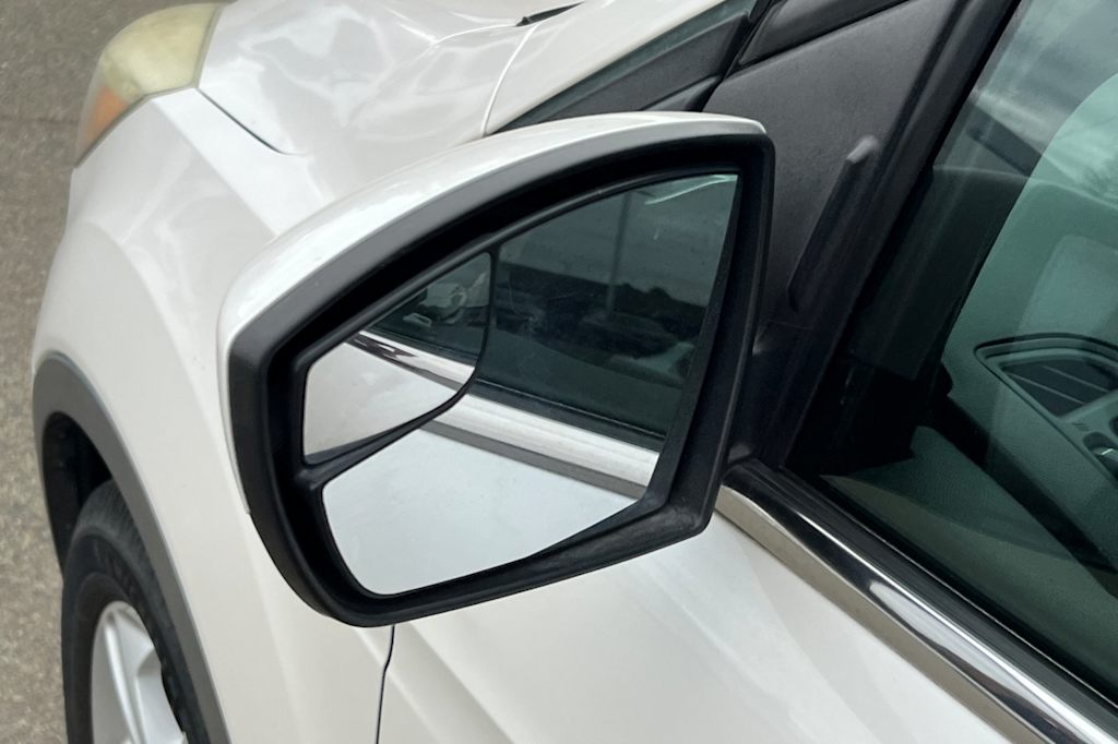 Thumbnail: 2014 Ford Escape - 15