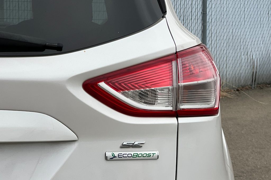 Thumbnail: 2014 Ford Escape - 22