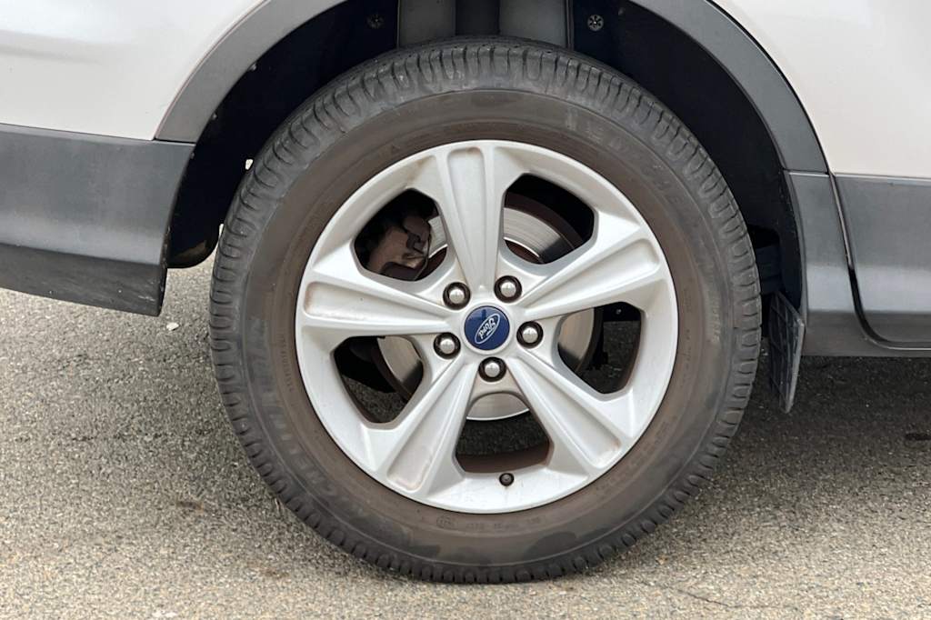 Thumbnail: 2014 Ford Escape - 21