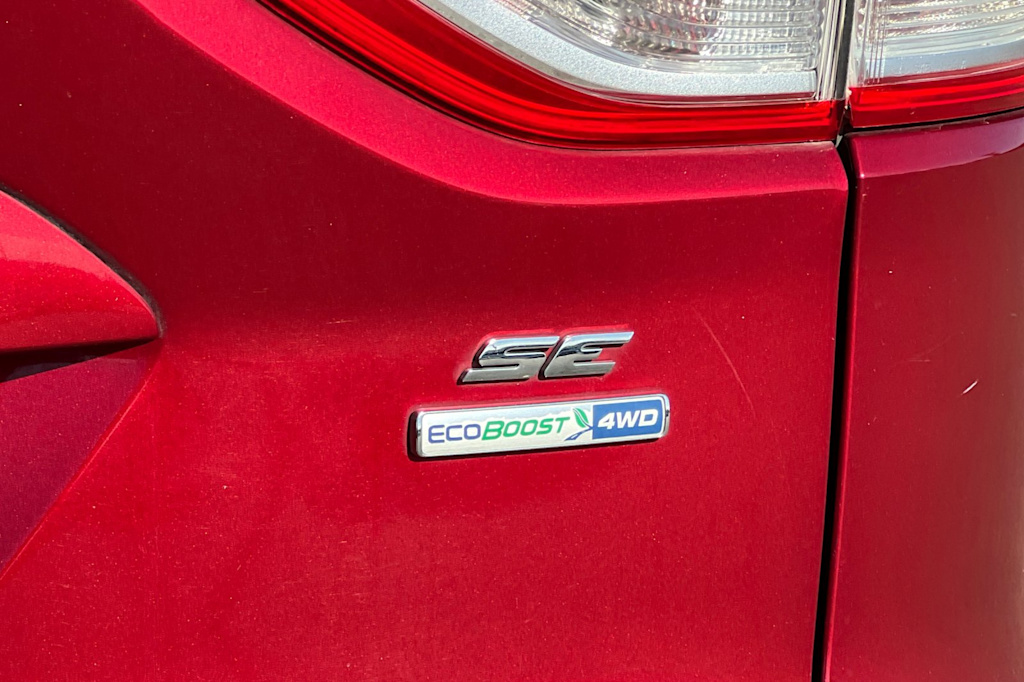 Thumbnail: 2015 Ford Escape - 25