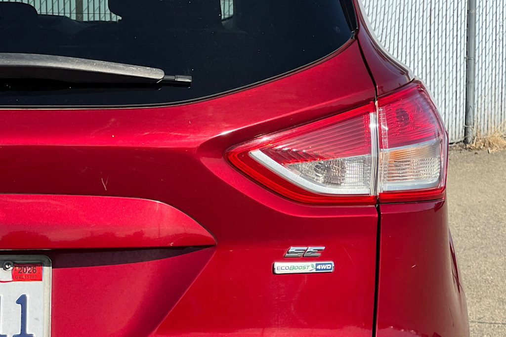 Thumbnail: 2015 Ford Escape - 22