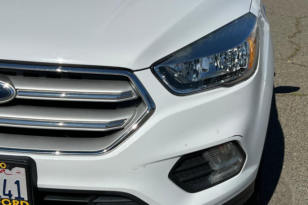 Thumbnail: 2018 Ford Escape - 12