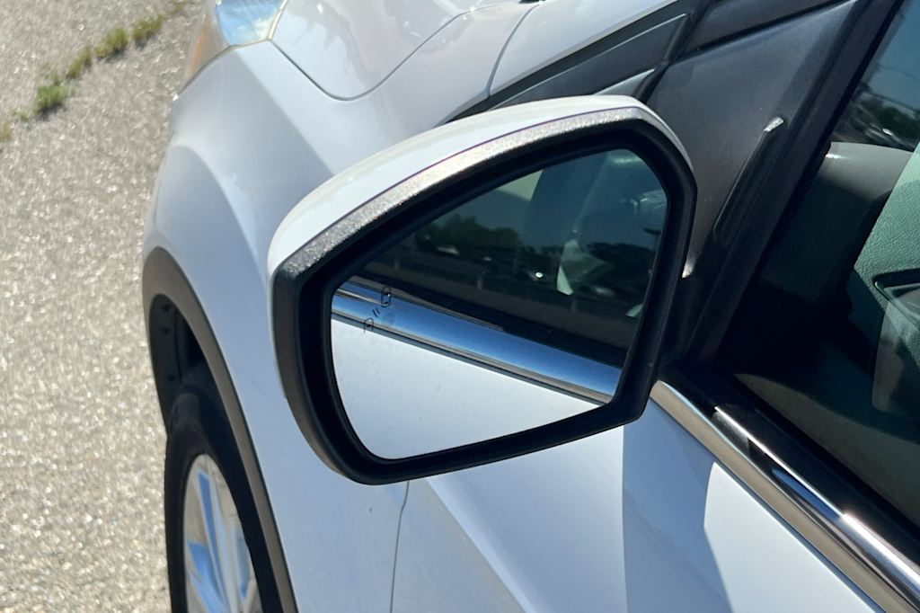 Thumbnail: 2018 Ford Escape - 10