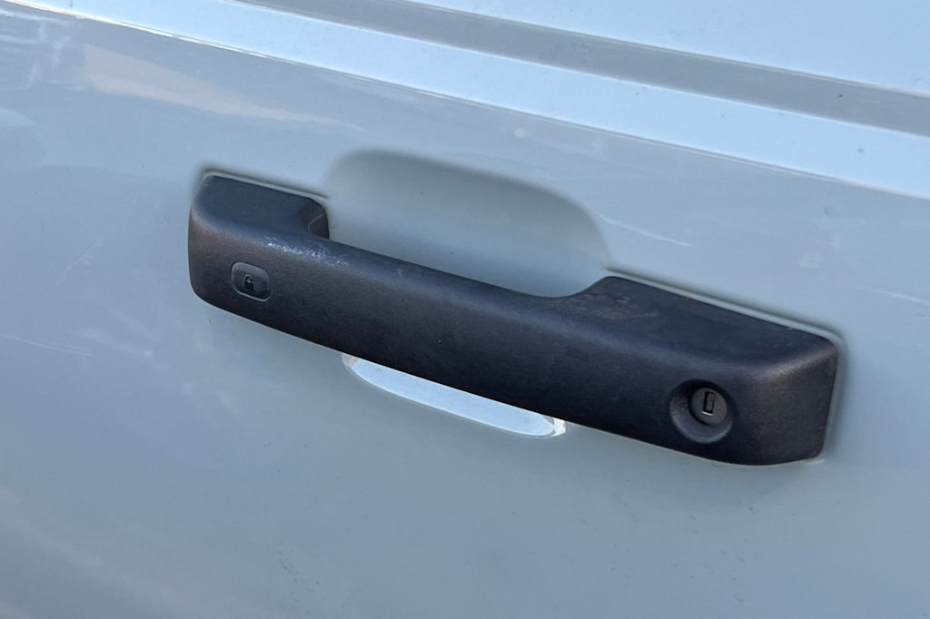 Thumbnail: 2021 Ford Bronco - 18