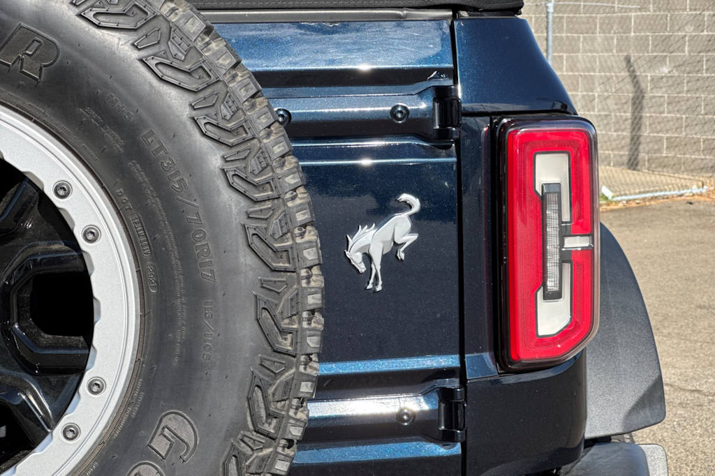 Thumbnail: 2021 Ford Bronco - 21
