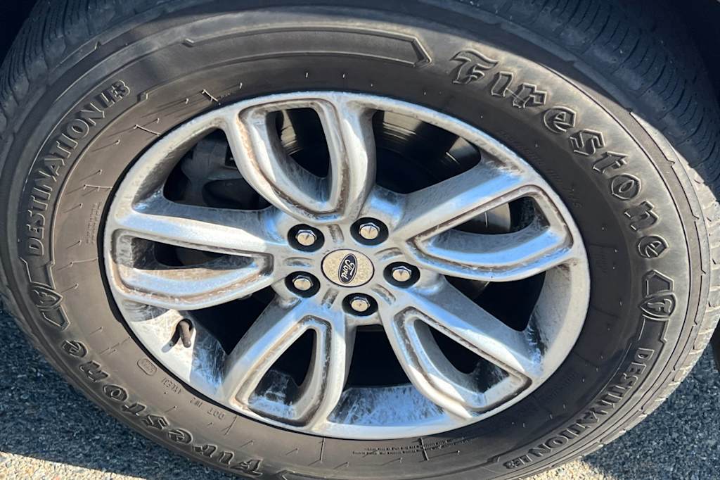 Thumbnail: 2020 Ford Explorer - 17