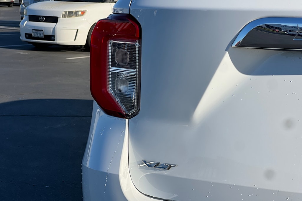 Thumbnail: 2020 Ford Explorer - 7