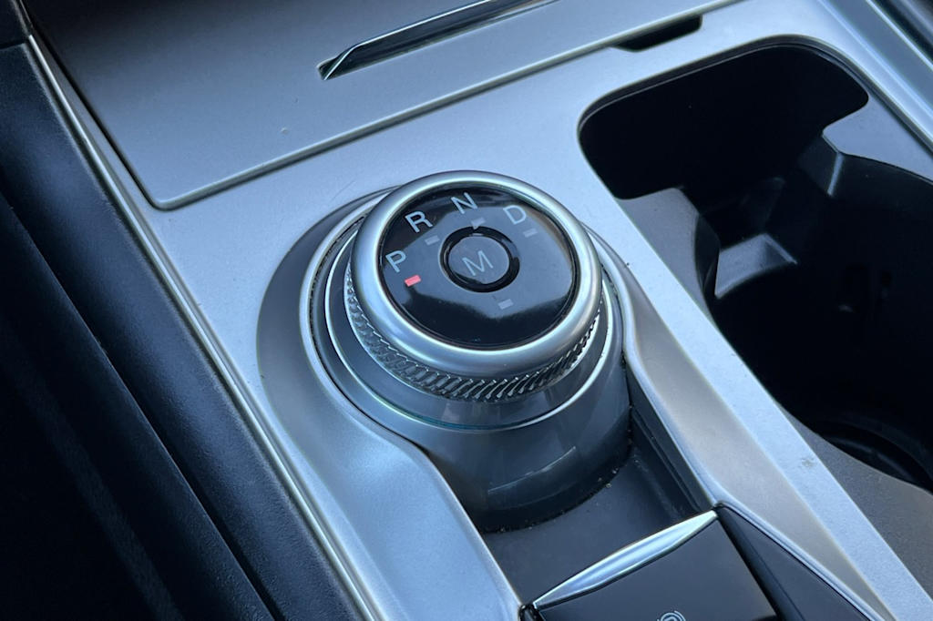 Thumbnail: 2020 Ford Explorer - 15