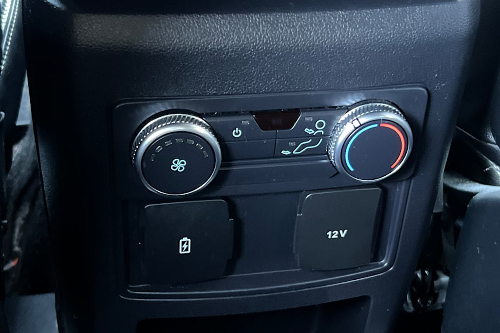 Thumbnail: 2020 Ford Explorer - 22