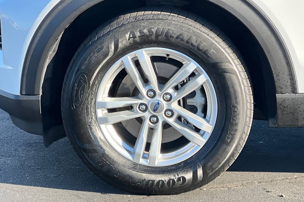 Thumbnail: 2020 Ford Explorer - 8