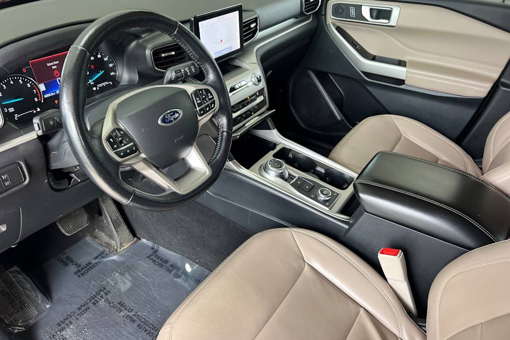 Thumbnail: 2021 Ford Explorer - 9