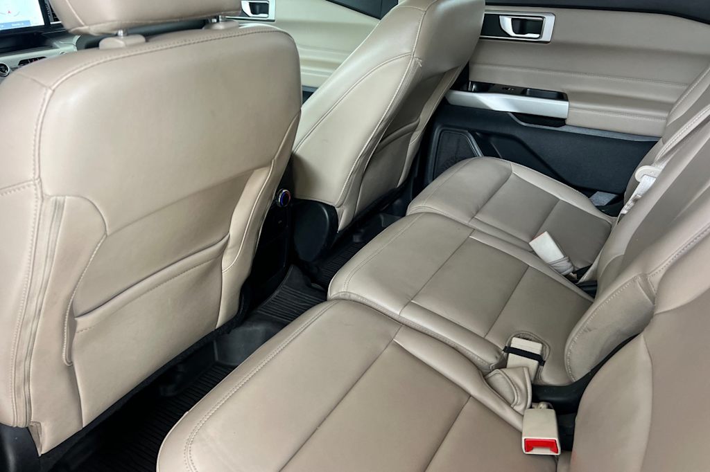 Thumbnail: 2021 Ford Explorer - 10