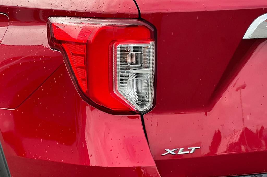 Thumbnail: 2021 Ford Explorer - 34