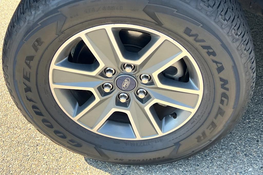 Thumbnail: 2016 Ford F-150 - 6