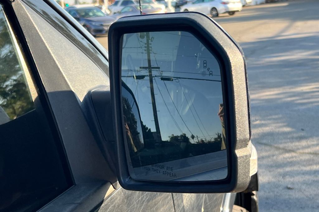 Thumbnail: 2017 Ford F-150 - 13