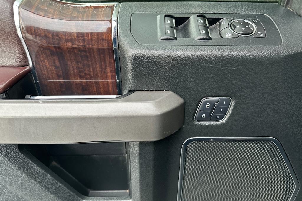 Thumbnail: 2015 Ford F-150 - 20