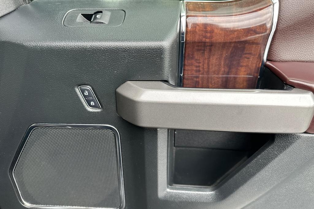 Thumbnail: 2015 Ford F-150 - 24