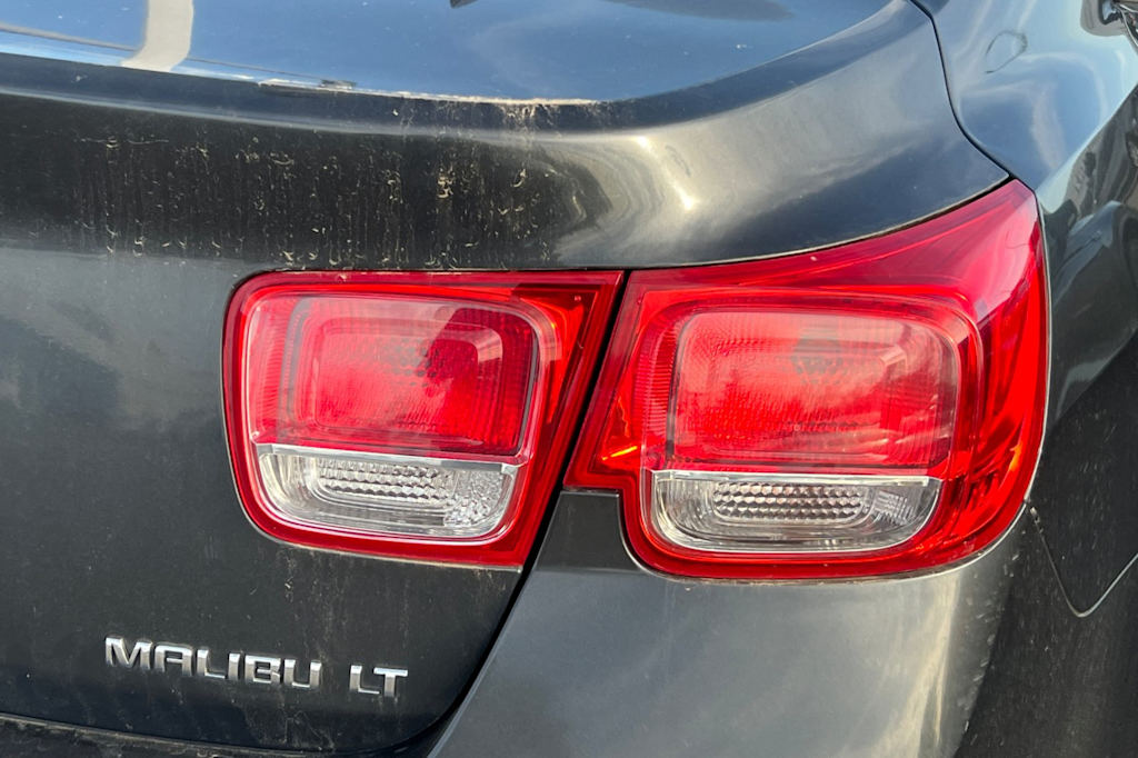 Thumbnail: 2015 Chevrolet Malibu - 19