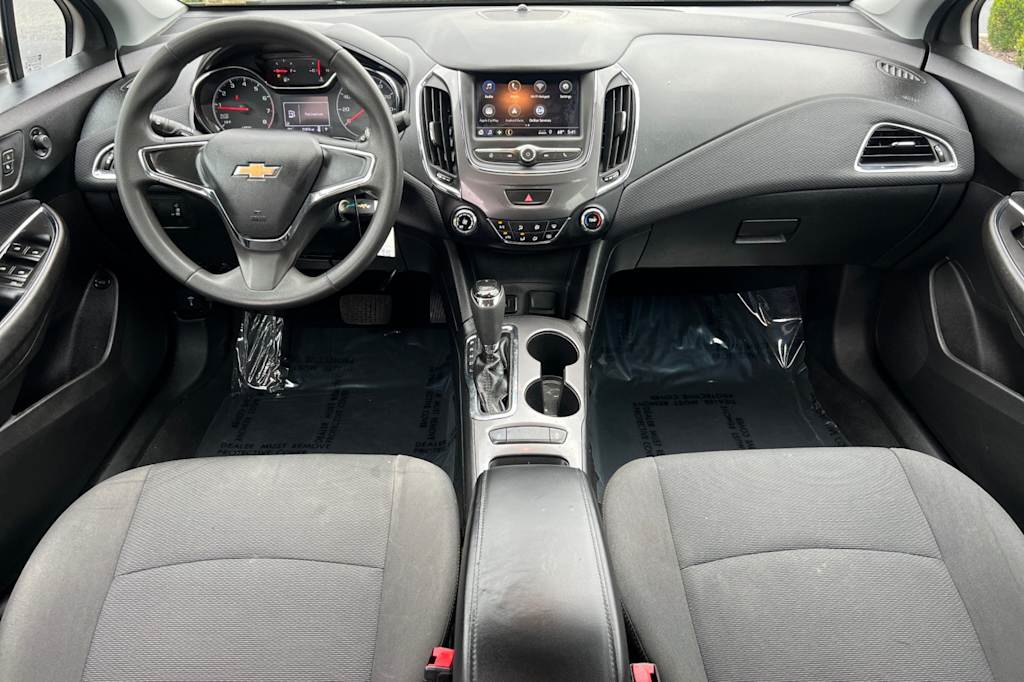 Thumbnail: 2019 Chevrolet Cruze - 2
