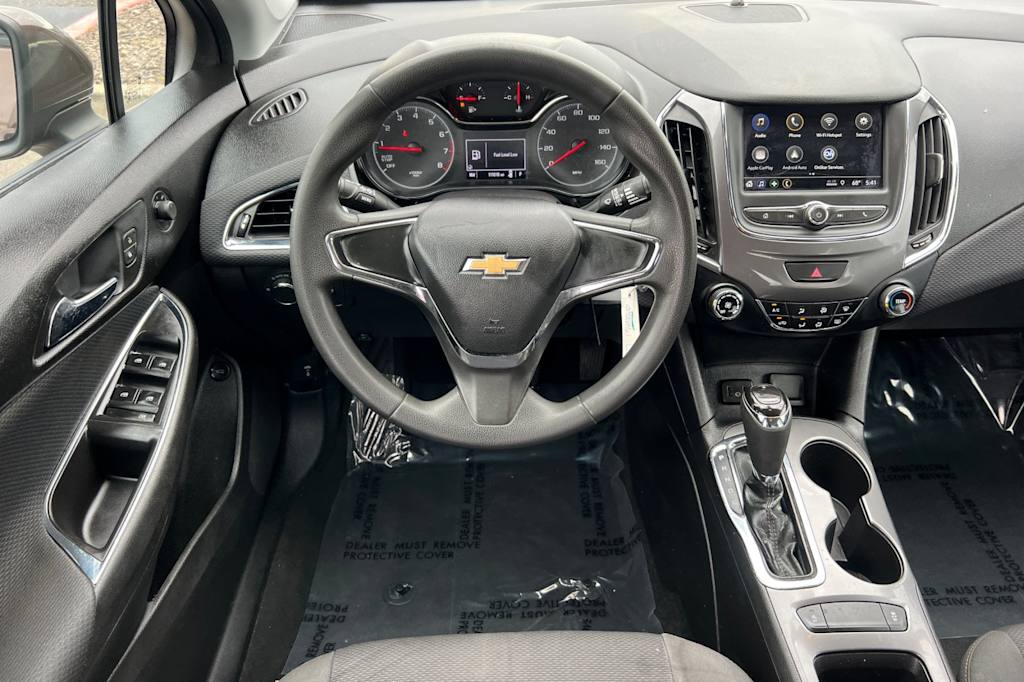 Thumbnail: 2019 Chevrolet Cruze - 11