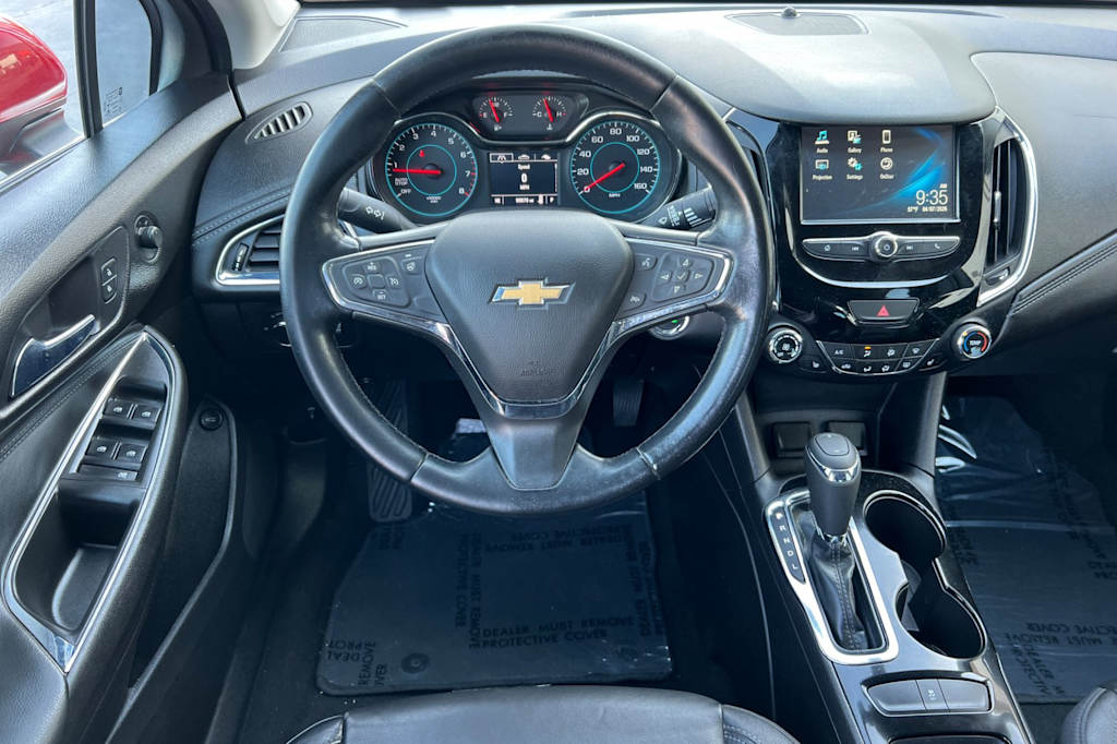 Thumbnail: 2018 Chevrolet Cruze - 11