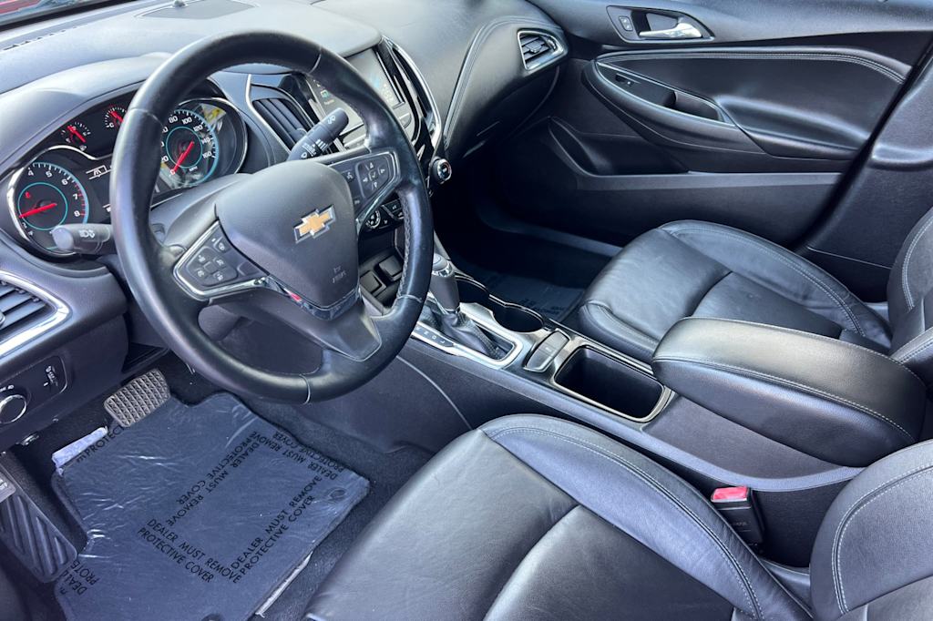 Thumbnail: 2018 Chevrolet Cruze - 8